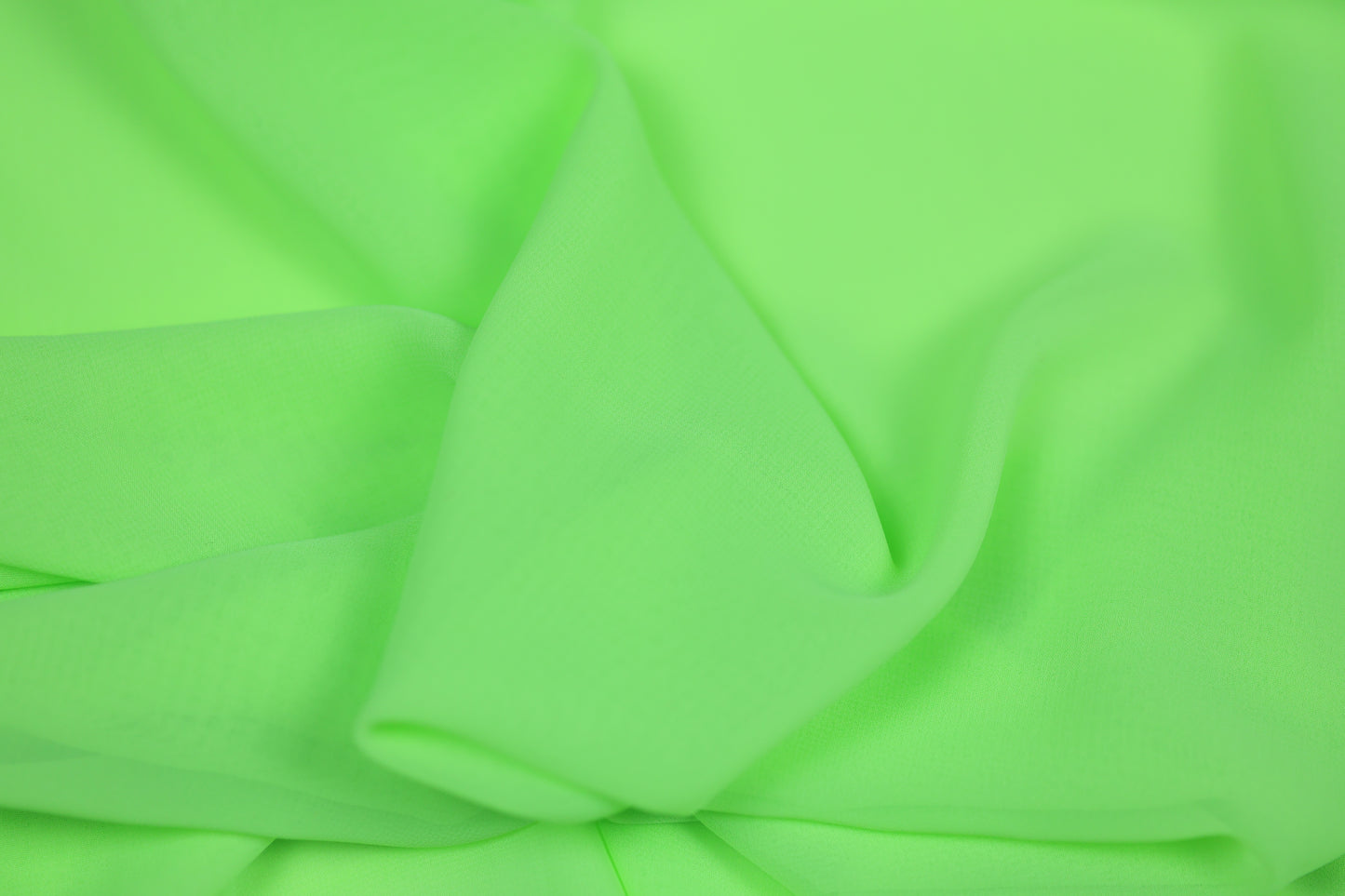 Chiffonstoff in Neongrün mit weichem, fließendem Fall – ideal für auffällige Nähprojekte