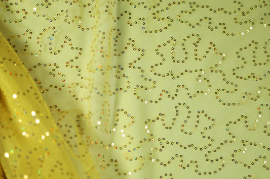 Schimmernder Stoff in Sonnengelb – perfekt für Kleider, Deko und Kostüme