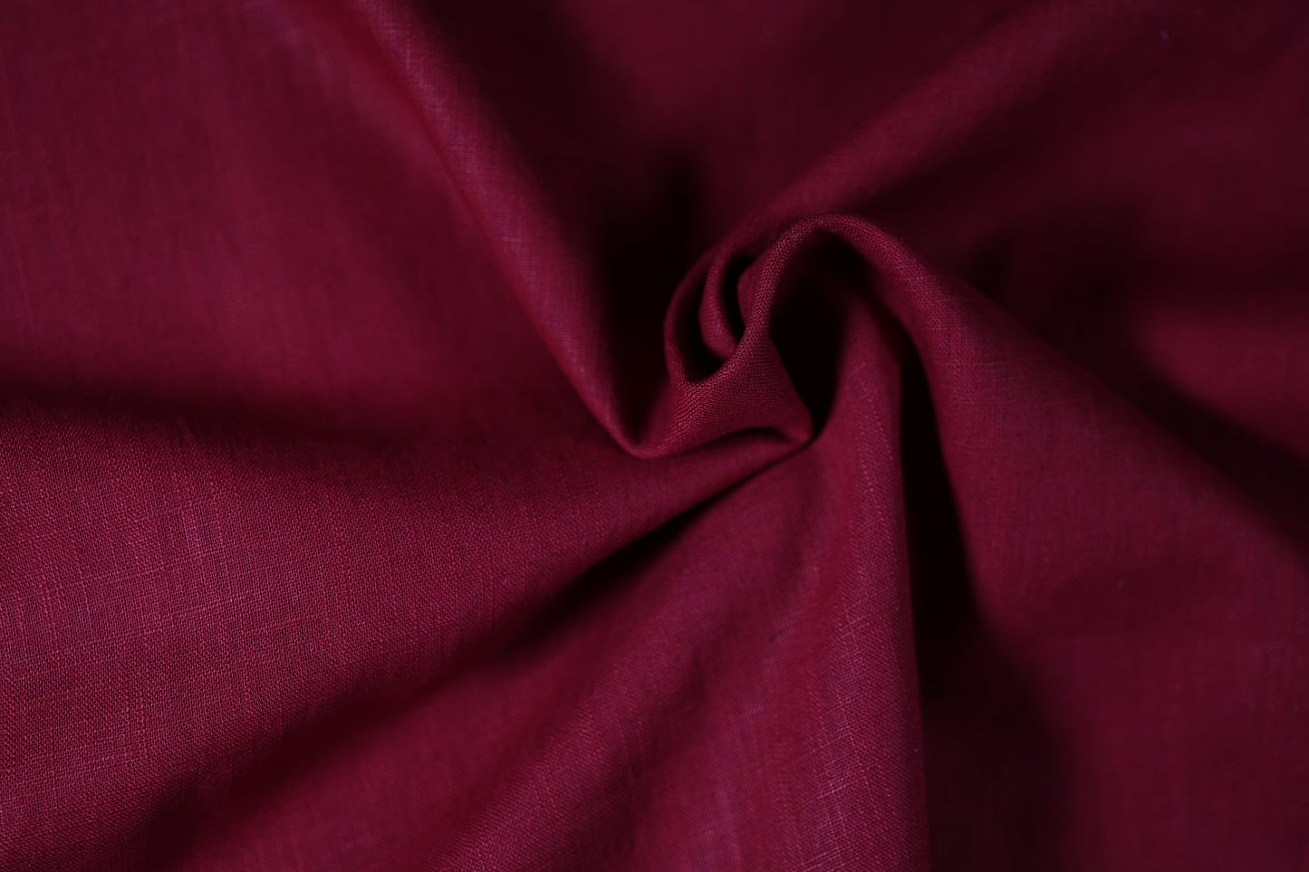 Leinenstoff in Bordeaux – ideal für Sommermode, Deko und Accessoires