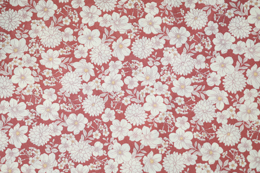 Stoff mit Blütendesign in zarten Farben – für feminine Projekte