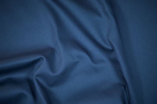 Klassischer Arbeitsstoff in Marineblau – robust & pflegeleicht