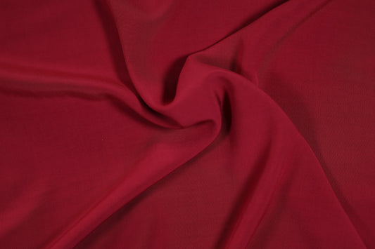 Leichter Viskosestoff in Bordeaux – ideal für Kleider und Blusen