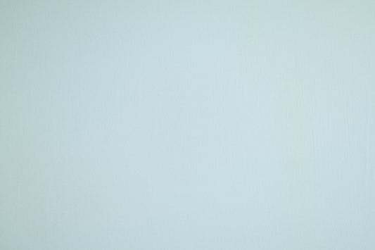 Krepp Viskose Stoff â WeiĂ â stilvoll & luftig fĂŒr dein NĂ€hprojekt.