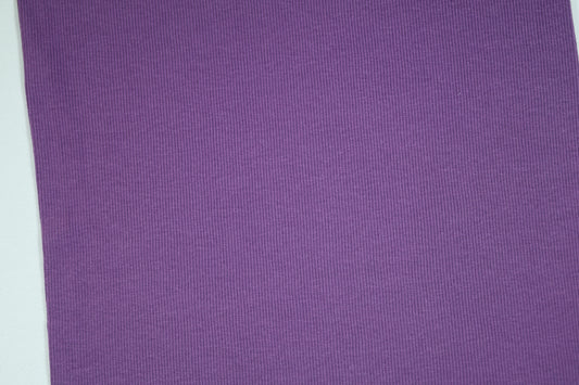 Fein gerippter Bündchenstoff in kräftigem Violett