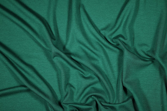 Tiefgrüner Jersey Stoff – ideal für Basics und Mode