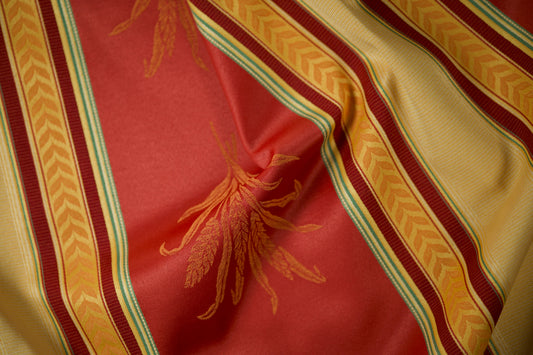 Möbel- und Dekostoff in Tomatenrot – robust und vielseitig einsetzbar