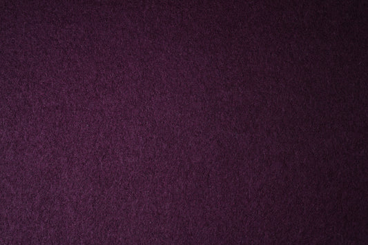Wollstoff in Pflaume – edel und warm für Herbst und Winter