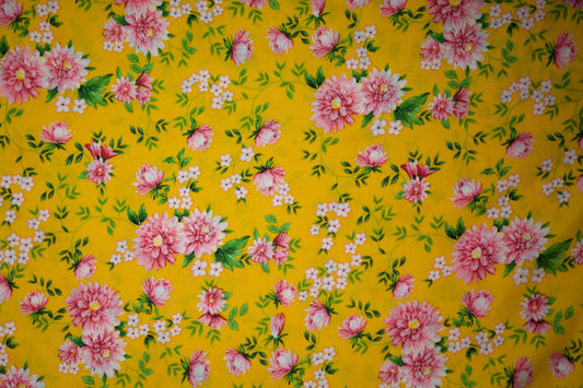 Weicher Viskosestoff – perfekt für Sommerkleidung