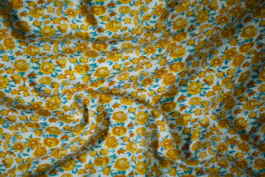 Leichter Stoff mit Viskose – Design 2, für sommerliche Outfits