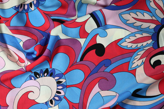 Viskose â Retro Blumenmuster in Rot-Blau â ideal fĂŒr Sommerkleidung, Blusen und Accessoires