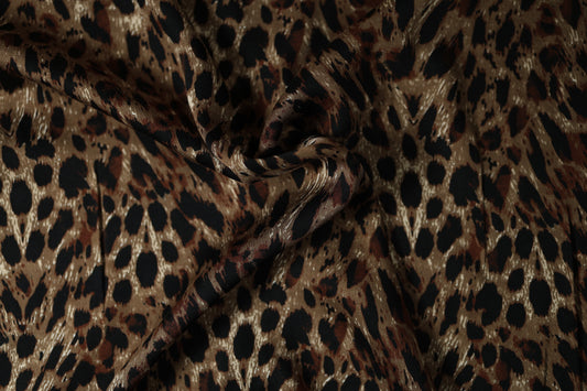 Viskose – Animalprint Braun mit Glanz – ideal für Sommerkleidung, Blusen und Accessoires