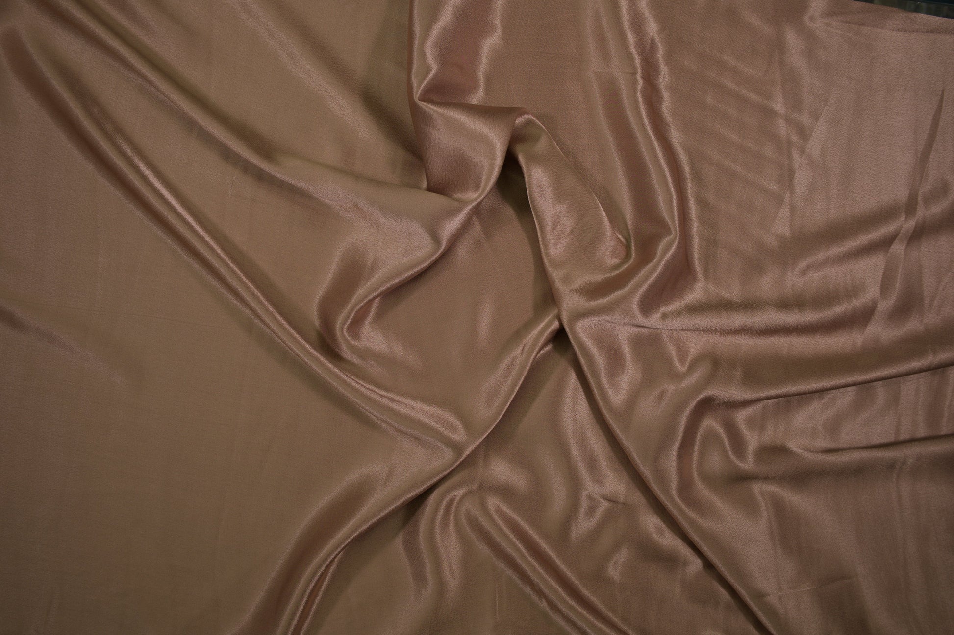 Satin Viskose uni Karamell – karamellbrauner Satinstoff mit Glanz