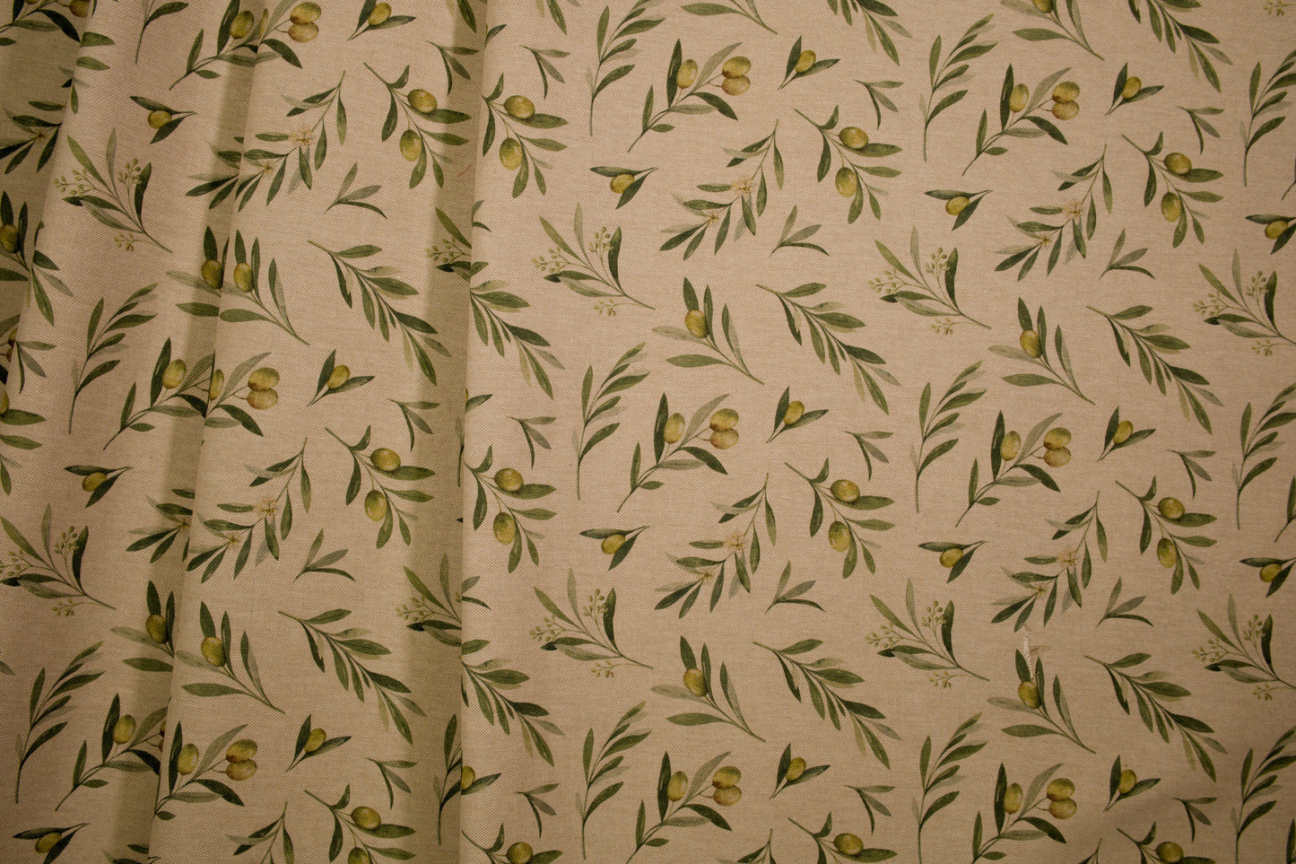 Detailansicht Olivenzweig-Motiv auf Baumwollmischung
