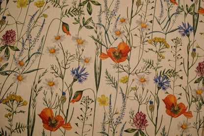 Baumwollmischstoff Wiesenblumen – aufgelegt