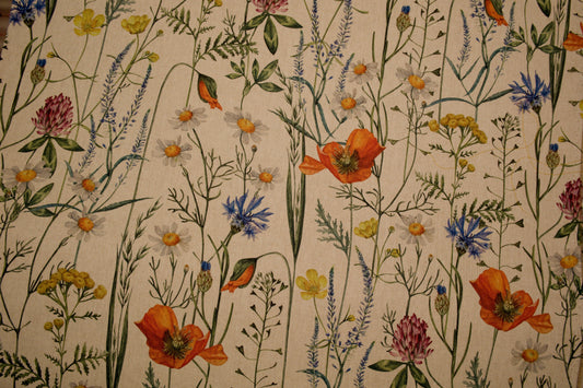 Baumwollmischgewebe mit Wiesenblumen-Druck auf naturfarbigem Grund