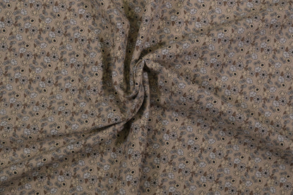 Baumwollstoff Blumen Beige – Nahaufnahme des Blumenmusters