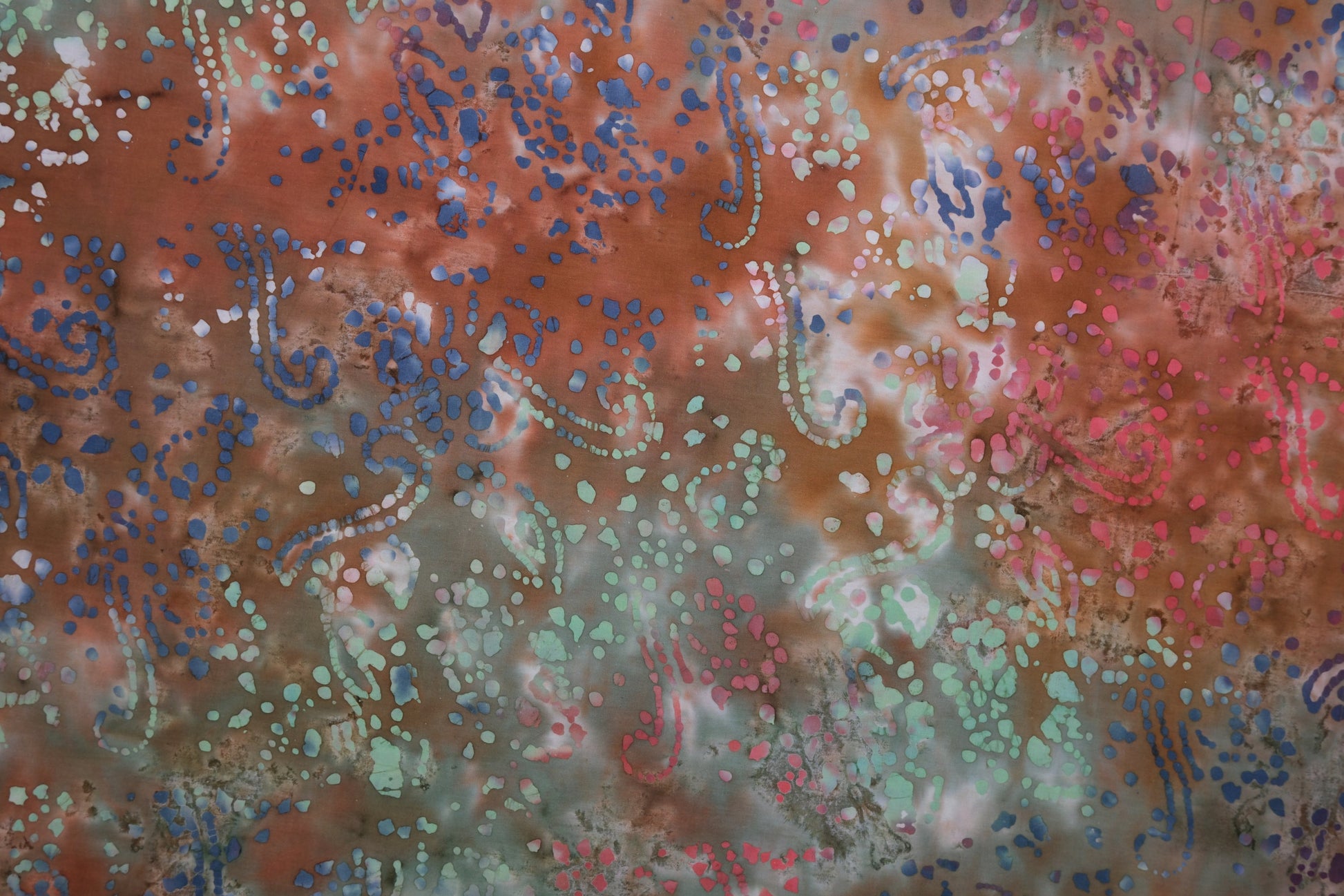 Baumwollstoff Batik Multicolor – Braun Blau Rosa Türkis künstlerischer Batikstoff
