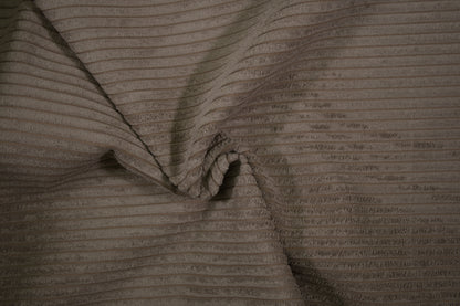 Cord Möbelstoff in Taupe mit weicher Rippenstruktur – ideal für Sofa und Sessel