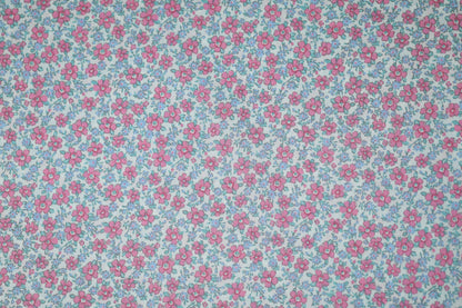 Baumwoll Stretch mit floralen Mustern – ideal für Sommerkleidung und Accessoires