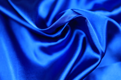 Satin Stoff in Königsblau glänzend – weicher Stoff ideal für auffällige Kleider, Dekoration oder DIY-Nähprojekte